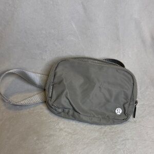 Lululemon Athletica Charcoal Belt Bag